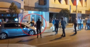 Bursa'da Bir Kişi Eski Eşine ve Polis Baltayla Saldırdı