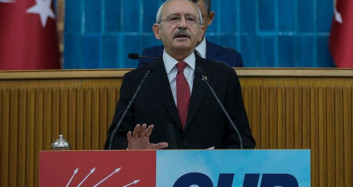 Unutulmayacak Gaf! 'Hiç Kimse Şu Sözü Unutmasın' Dedi Kendisi Unuttu