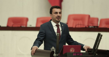 Çocukların Camiye Gitmesinden Rahatsız olan CHP'li Vekile Tepki!