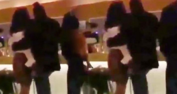 Can Yaman Genç Bir Kadınla Sarmaş Dolaş Görüntülendi