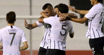 Oscar Cardozo’dan İnanılmaz Gol