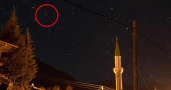 Çektiği Fotoğrafı Yakınlaştırınca Gördüklerine İnanamadı