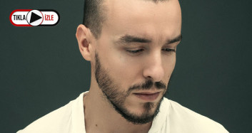Cem Adrian Kütüphane Projesi İçin TikTok’ta Konser Verdi