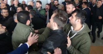 Şanlıurfa'da CHP Kongresinde Arbede Çıktı