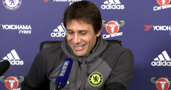 Conte'nin Basın Toplantısında İlginç Olay!