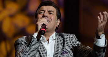 Coşkun Sabah Vefa Festivali’nde Sahne Aldı