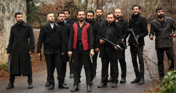 Çukur'da Yaprak Dökümü!