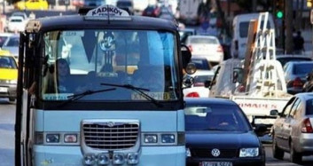 İstanbul'da Minübüs Devrildi!