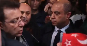 Depremzededen Ekrem İmamoğlu'na Lütfü Savaş isyanı: Sen bizim evladımızsın ama onu istemiyoruz