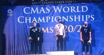 Derin, Rusya'da Tarih Yazdı! Paletli Yüzmede Dünya Şampiyonu Oldu