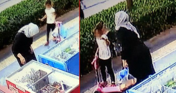 Diyarbakır’da Bir Anne Çocuğunun Önce Kafasına Bastı Sonra Da Yüzüne Toprak Attı!