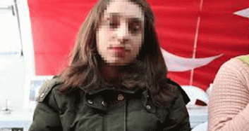 Terör Örgütünden Kaçan Kız, Diyarbakır Annelerinin Oturma Eylemine Katıldı