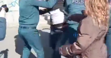 Ermenistan'da Polis Şiddeti Kameralara Yansıdı