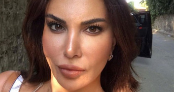 Ebru Yaşar 500 Aileye Yardım Eli Uzattı