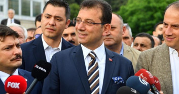 Beylikdüzü'nde Oturan Teyzeden Ekrem İmamoğlu'na Çok Sert Eleştiri