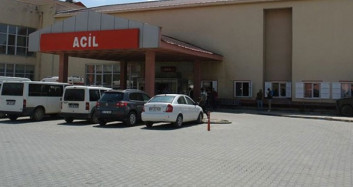 Elazığ'da Rahatsızlanan 34 Öğrenci Hastaneye Kaldırıldı