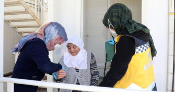 Elazığlı Depremzedeler Coronavirüsle Mücadelede