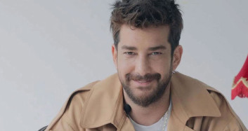 Enis Arıkan’ın sevgilisi var mı? Hangi film ve dizilerde rol aldı? Türkiye’nin en gözde oyuncularından Enis Arıkan’ın bilinmeyenleri