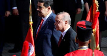 Askerlerin Okduğu İstiklal Marşı Erdoğan'ı Gururlandırdı 