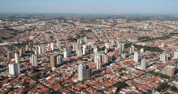 Esenyurt Nüfusuyla 6 Büyükşehir'i Solladı