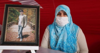 Diyarbakır'da Evlat Nöbeti Devam Ediyor