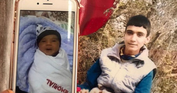 Evlat Nöbeti Tutan Babanın Yeni Doğan Oğluna Cumhurhurbaşkanı Erdoğan İsim Verdi!