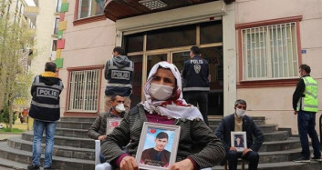 Evlat Nöbeti Salgın Dinlemedi! Diyarbakır Aileleri 232 Gündür Bekliyor,