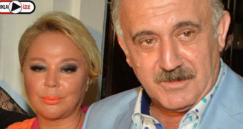 Faik Öztürk Tavlada Kaybedince Tişörtle Denize Girdi