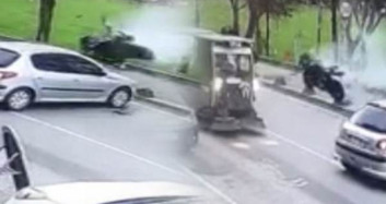 İstanbul'da Motosiklet Havaya Uçtu