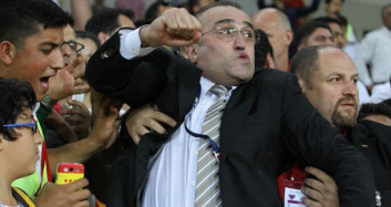 Abdurrahim Albayrak, Fenerbahçeli Taraftara Ana Avrat Sövdü!