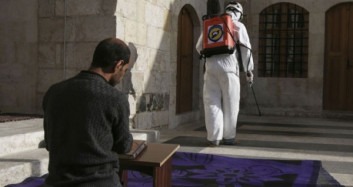 Fırat Kalkanı Bölgesinde Camiler Dezenfekte Ediliyor