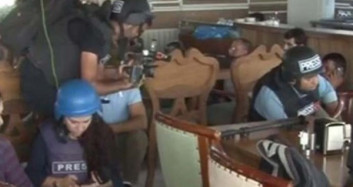 Kamışlı'dan Nusaybin Tarafına Gazetecilerin Bulunduğu Bölüme Ateş Açıldı