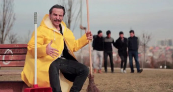 Gece Gölgenin Rahatına Bak Şarkısına Alternatif