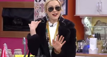 Elif Yağnur'u Taklit Etti