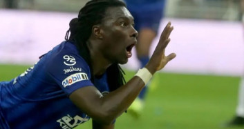Gomis’in Gol Sevinci Top Toplayıcı Çocuğu Korkuttu