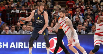 Fenerbahçe  İtayla'dan  Lider Olarak Döndü