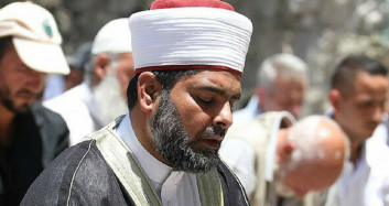 Harem-i Şerif’in Hoparlörlerinden İslam Dünyasına Yardım Çağrısı