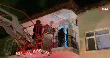 Hırsızlık operasyonu itfaiye merdiveniyle sonlandı: Polis ve hırsız mahsur kaldı!