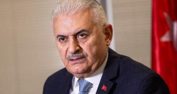 Binali Yıldırım'ın Vaatleri Gençlerin Yüzünü Güldürüyor