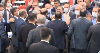 İBB Meclis'inde CHP'nin 15 Temmuz İddiası Tartışma Çıkardı