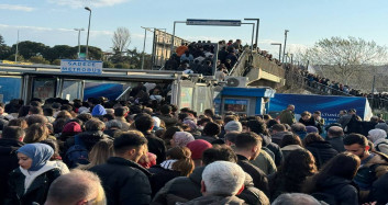 İETT krizinde son dakika! Metrobüs bozuldu, yüzlerce kişi mağdur oldu: İşte o anlar…