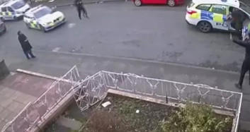 Polis Teslim Olan Hırsızı Dövdü