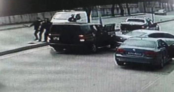 İstanbul’da Lüks Cipe Gündüz Vakti Silahlı Saldırı