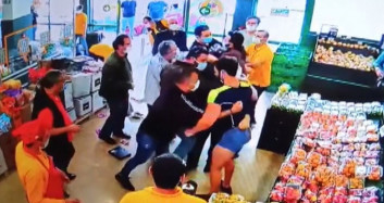 İstanbul’da Markette Olaylı Kavga: 3 Jandarma Yaralandı