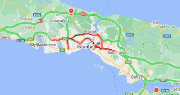 İstanbullular 'Evde Kal'madı! Trafik Durma Noktasına Geldi