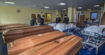 İtalya'da Cenaze İşlemlerine Yetişilemiyor