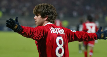 Juninho Pernambucano'dan Frikik Dersleri