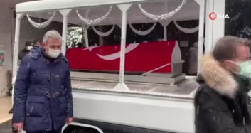 Kadir Topbaş Beyoğlu'nda Son Yolculuğuna Uğurlandı