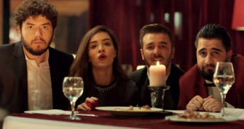 Kafalar Karışık Fragman