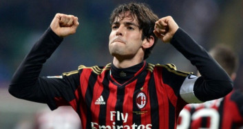 Kaka'dan Manu Ağlarına Harika Gol